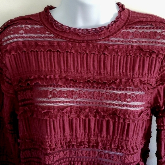 ByTiMo Ruffled Lace long sleeve top size medium maroon - Picture 4 of 7